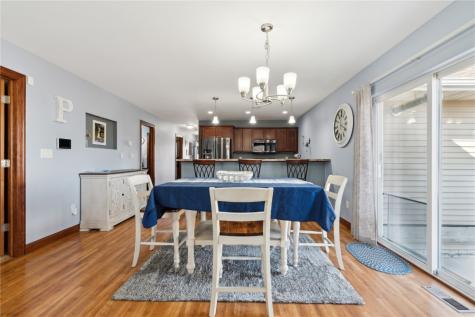 5701 Mayfair Street SW Cedar Rapids IA 52404