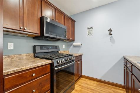 5701 Mayfair Street SW Cedar Rapids IA 52404