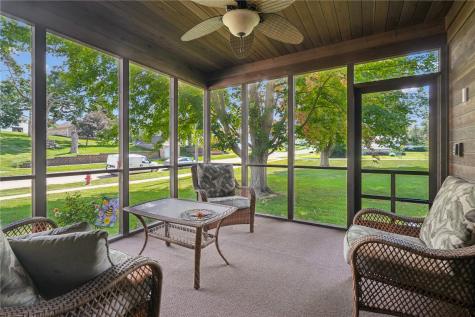 309 N Cherry Street Mechanicsville IA 52306