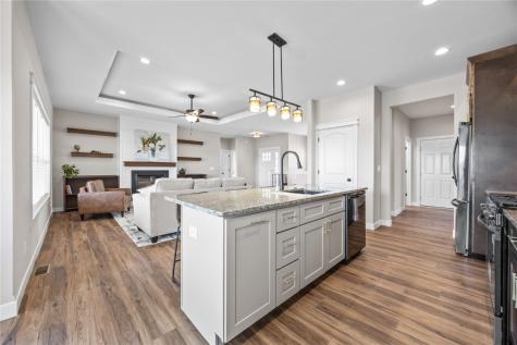 260 Howard Avenue NW Swisher IA 52338