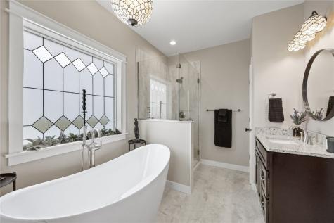 260 Howard Avenue NW Swisher IA 52338