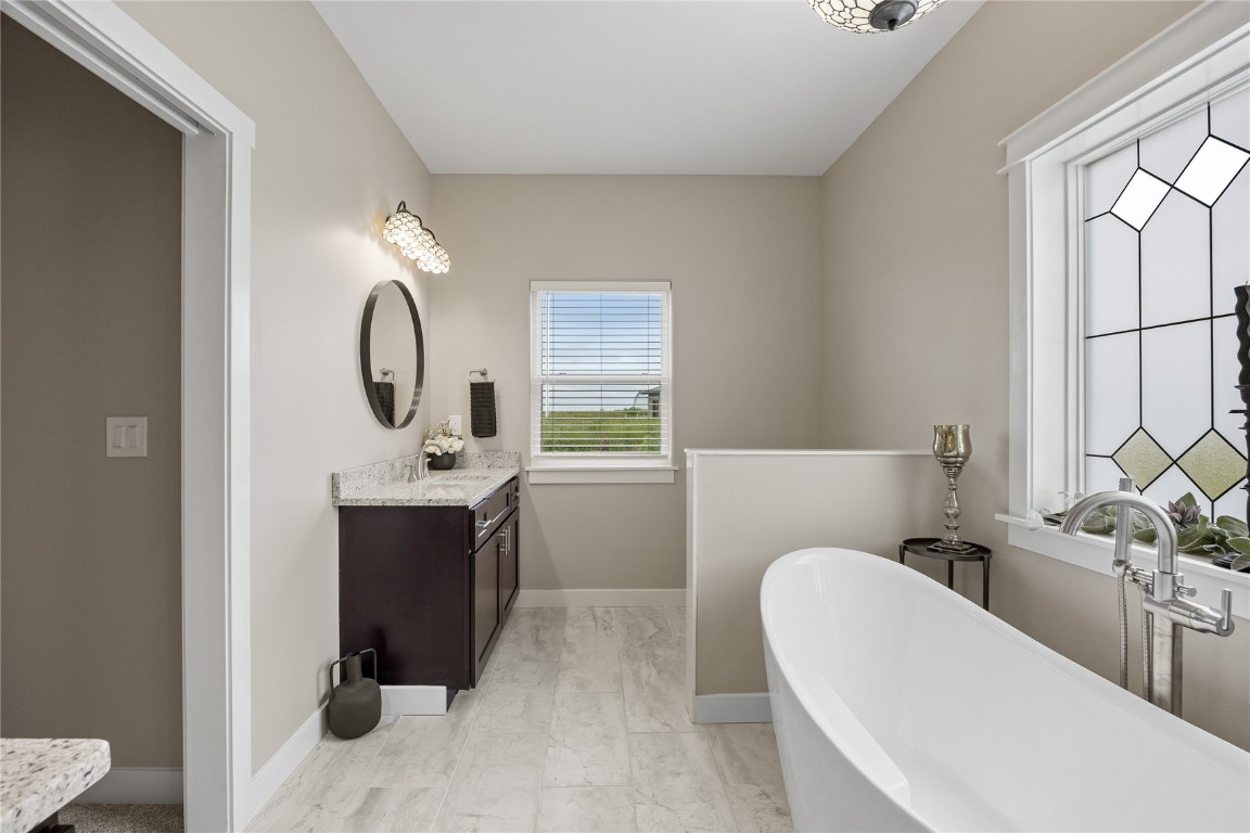 260 Howard Avenue NW Swisher IA 52338