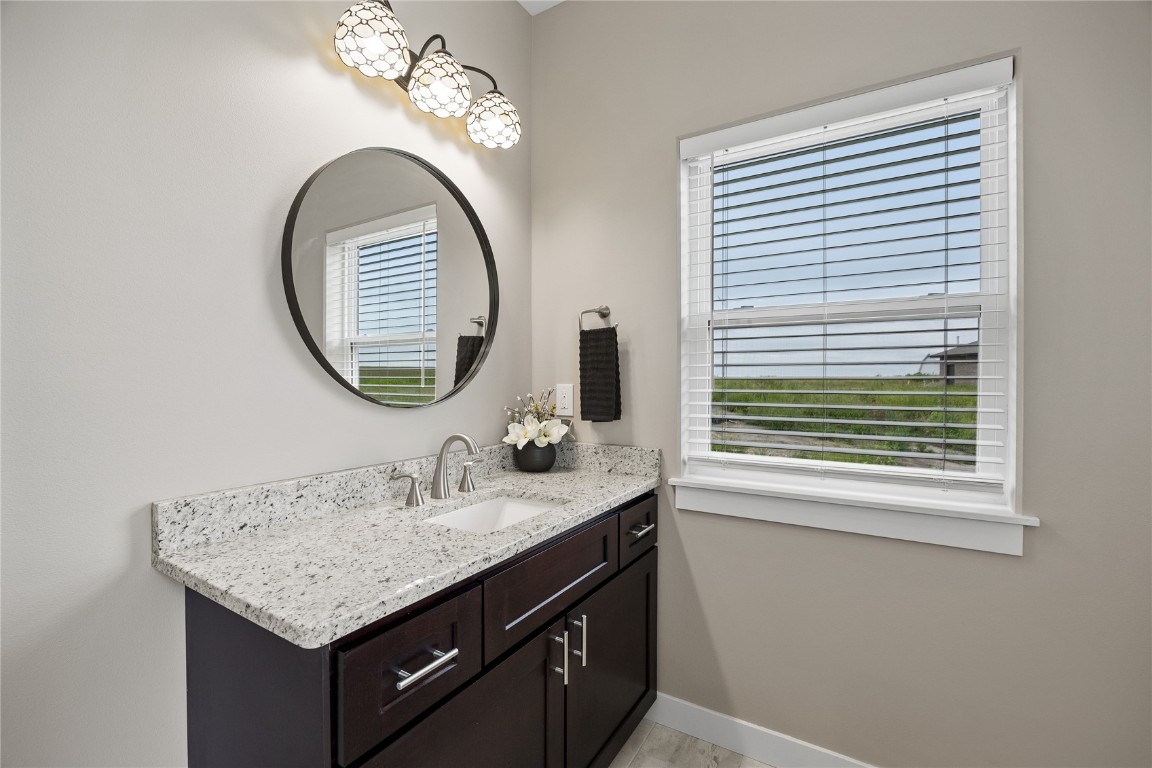 260 Howard Avenue NW Swisher IA 52338