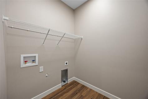 260 Howard Avenue NW Swisher IA 52338