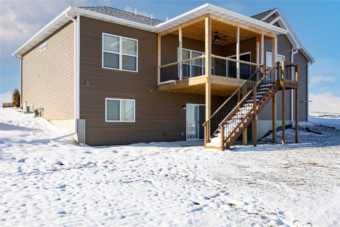 260 Howard Avenue NW Swisher IA 52338