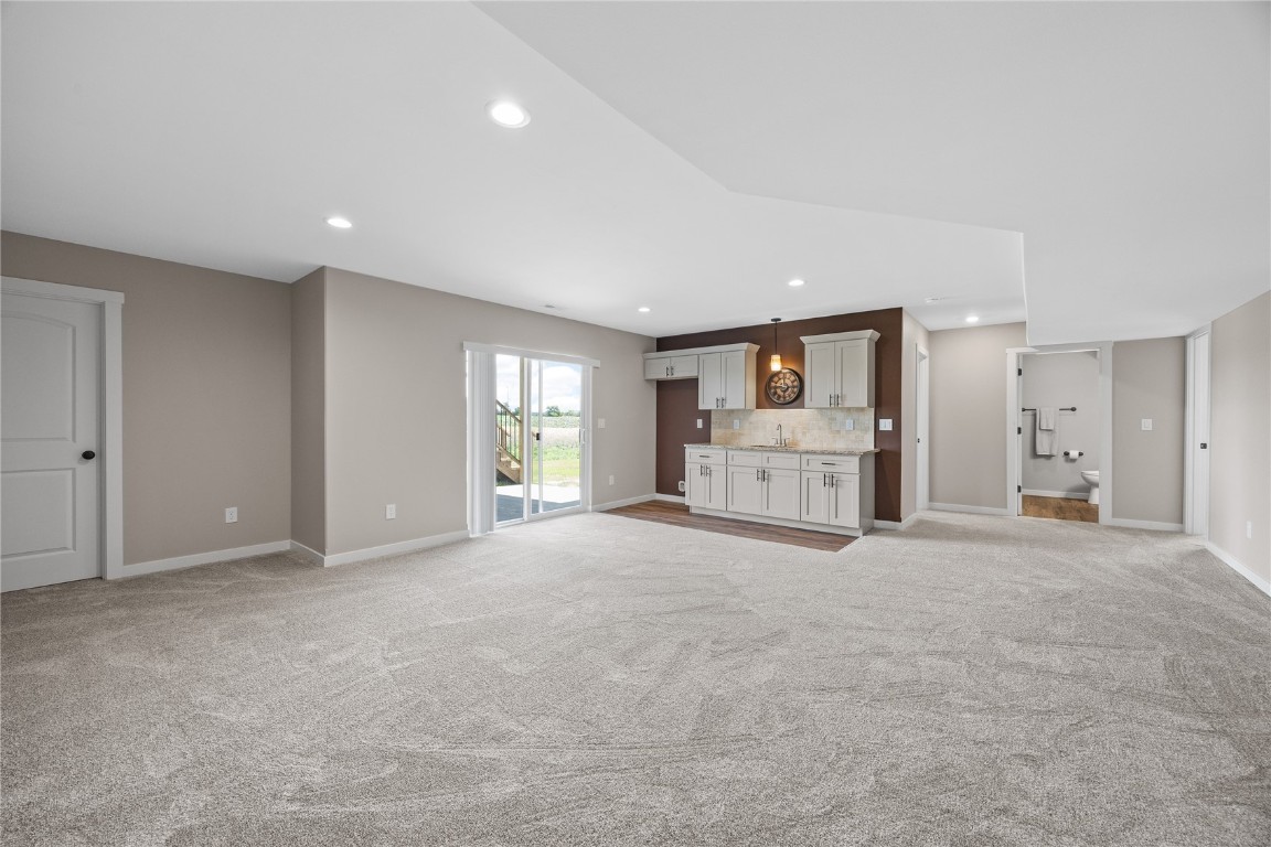 260 Howard Avenue NW Swisher IA 52338