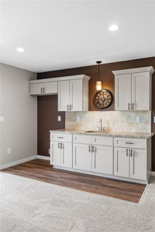 260 Howard Avenue NW Swisher IA 52338