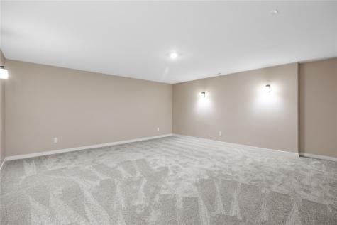 260 Howard Avenue NW Swisher IA 52338