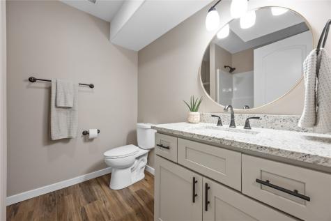 260 Howard Avenue NW Swisher IA 52338