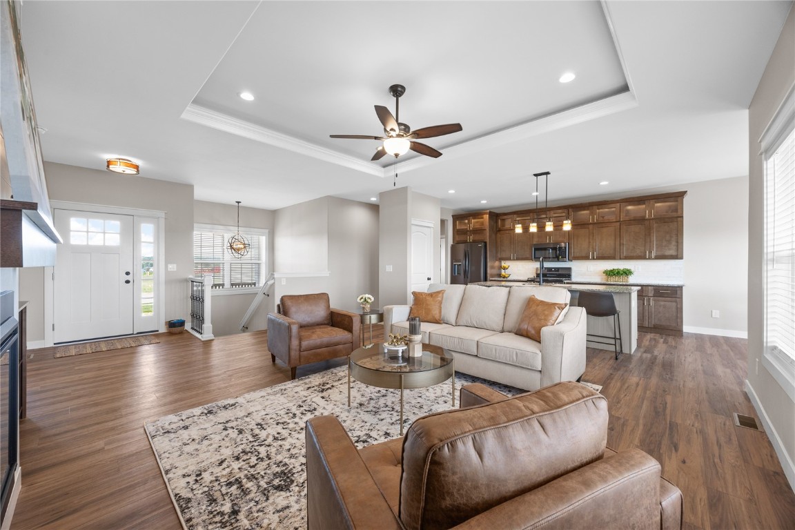 260 Howard Avenue NW Swisher IA 52338