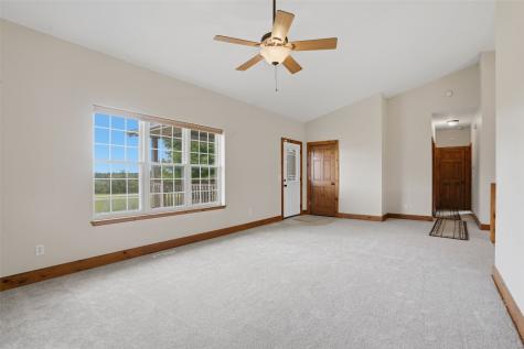 3451 Pleasant Creek Road Palo IA 52324