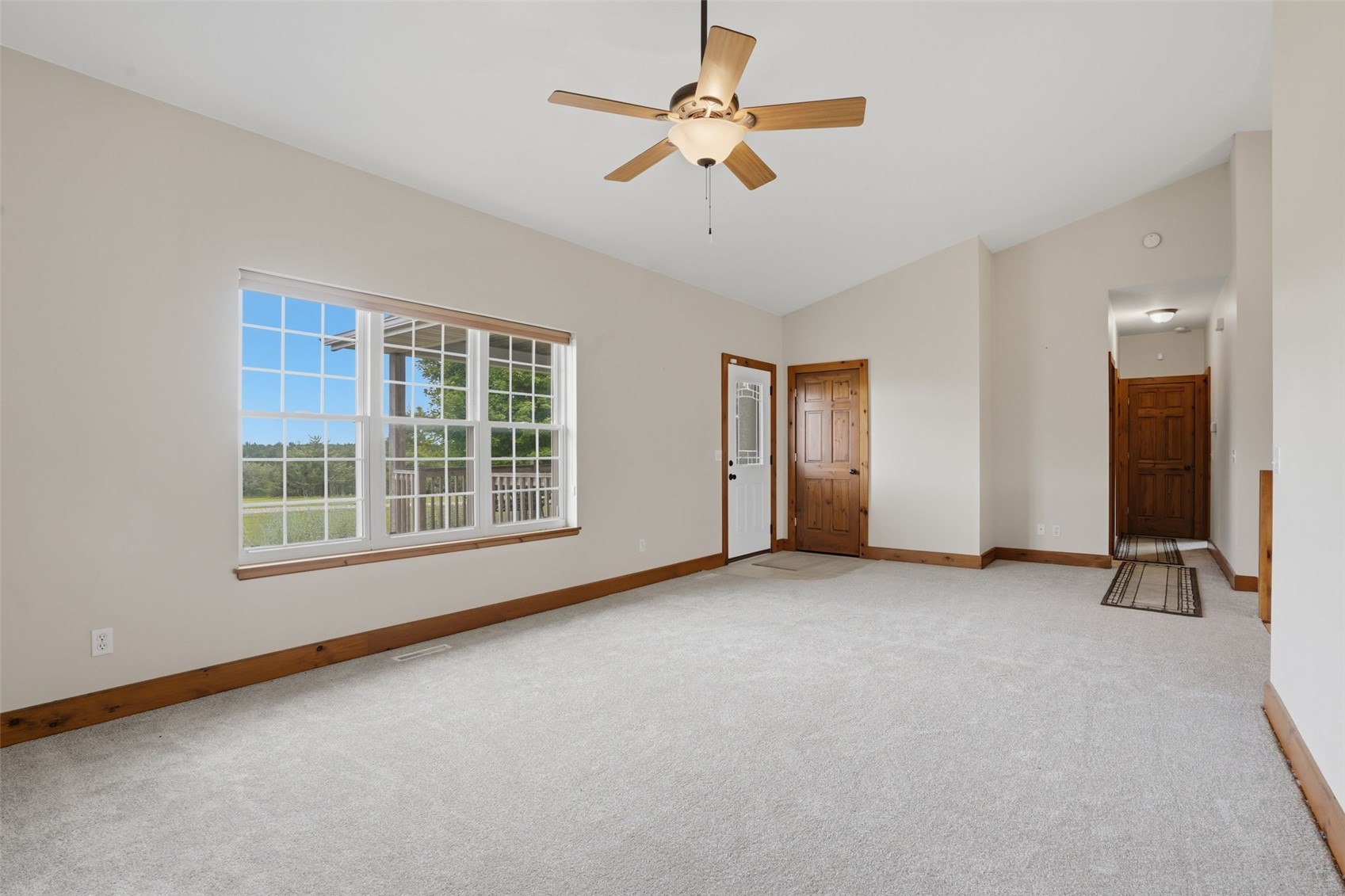 3451 Pleasant Creek Road Palo IA 52324