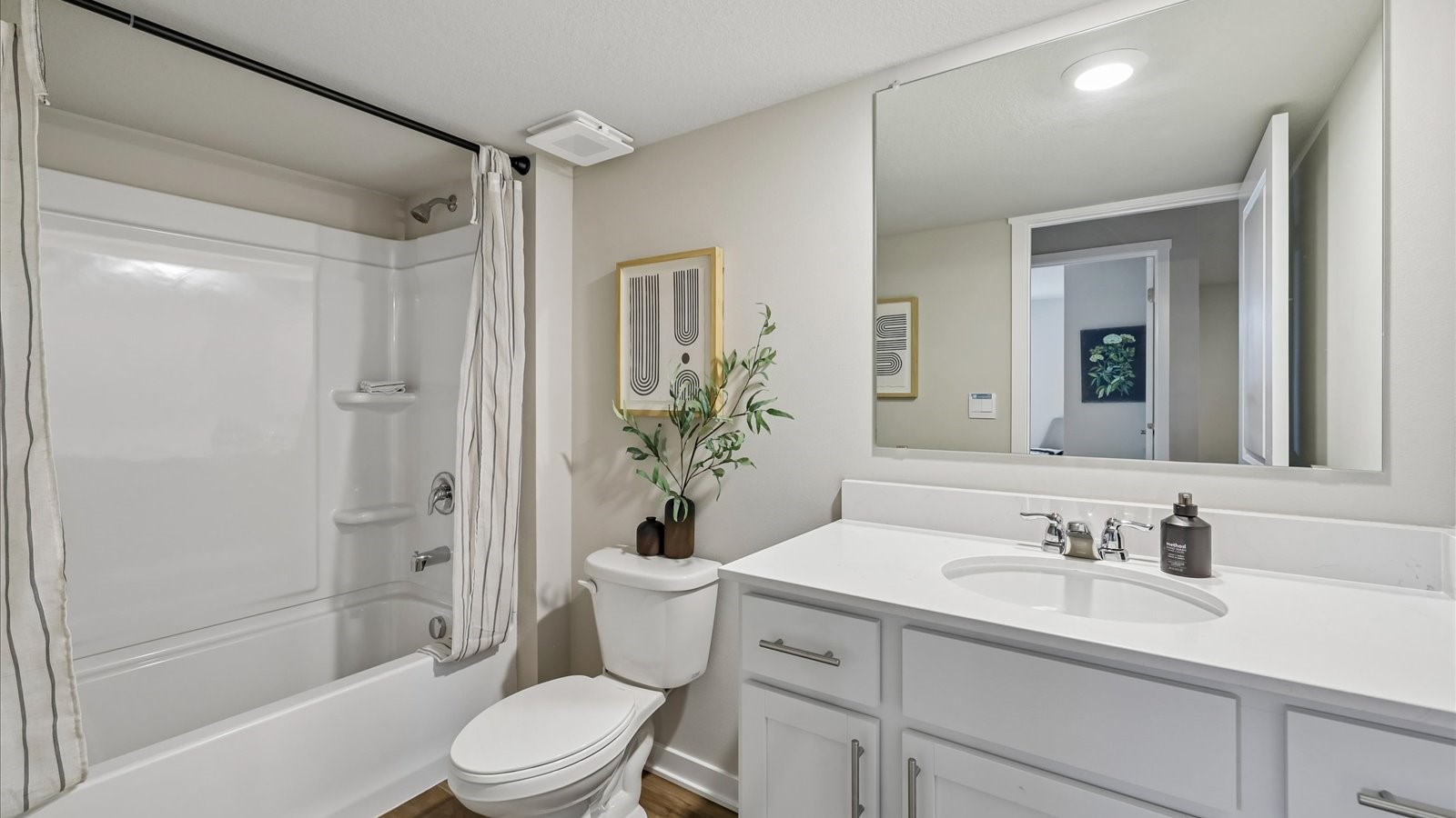 3307 Artesian Road Marion IA 52302