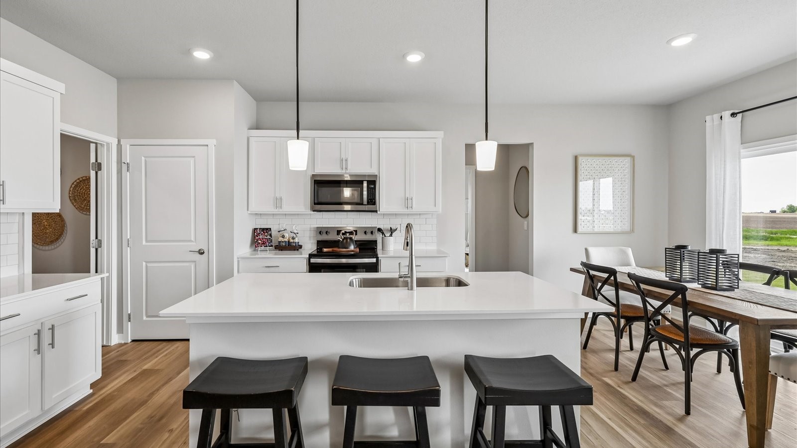 3307 Artesian Road Marion IA 52302