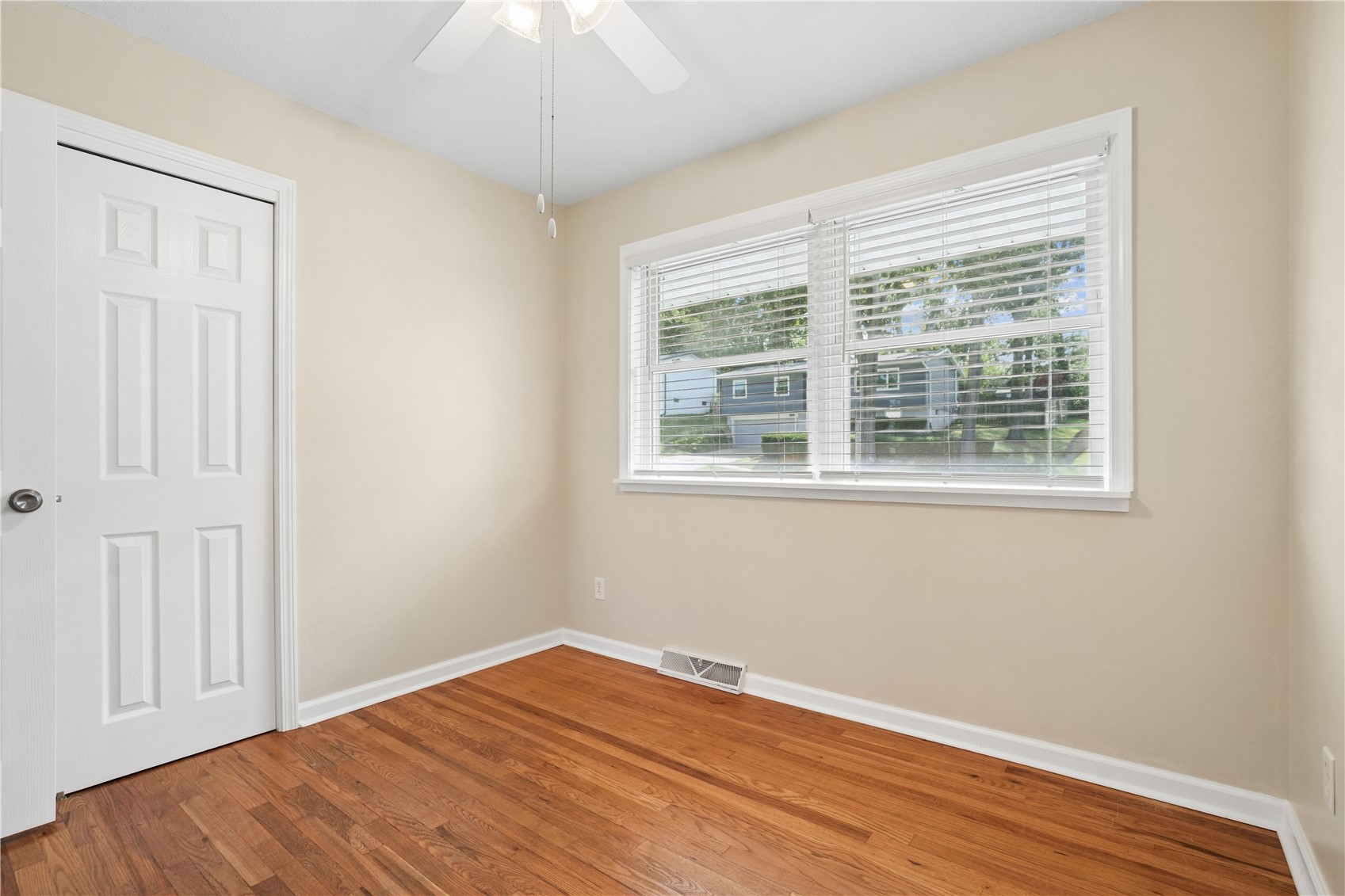 3618 Lynbrook Drive NE Cedar Rapids IA 52402