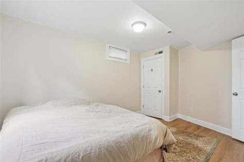 3618 Lynbrook Drive NE Cedar Rapids IA 52402