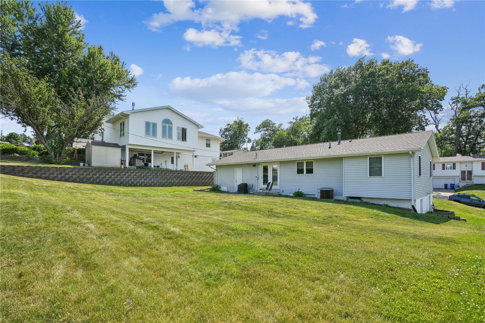 3618 Lynbrook Drive NE Cedar Rapids IA 52402
