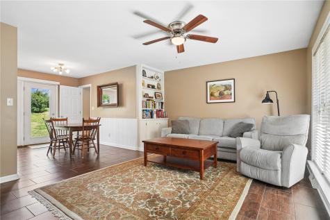 3618 Lynbrook Drive NE Cedar Rapids IA 52402