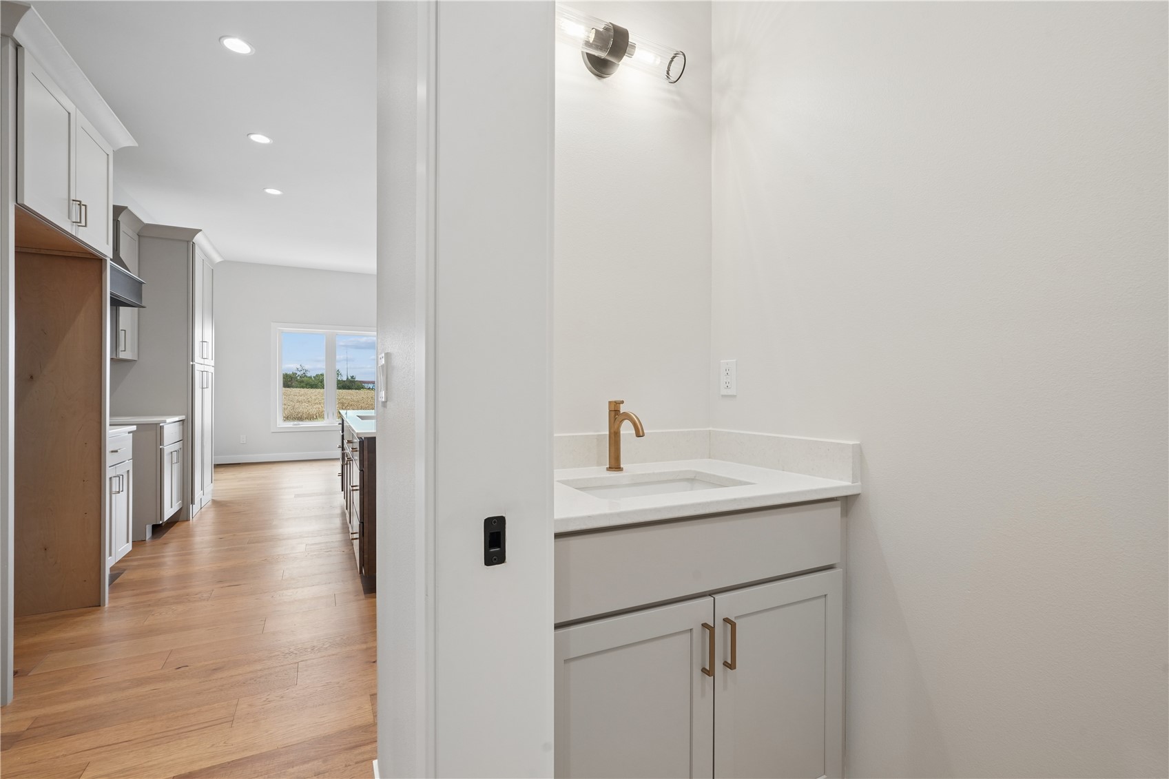 240 Howard Avenue NW Swisher IA 52338