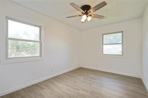 890 S 8th Street Marion IA 52302