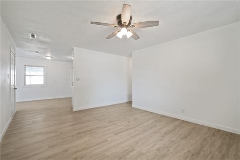 890 S 8th Street Marion IA 52302