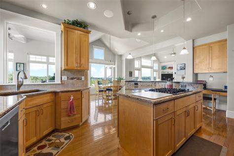 6706 Cedar View Court NE Cedar Rapids IA 52411