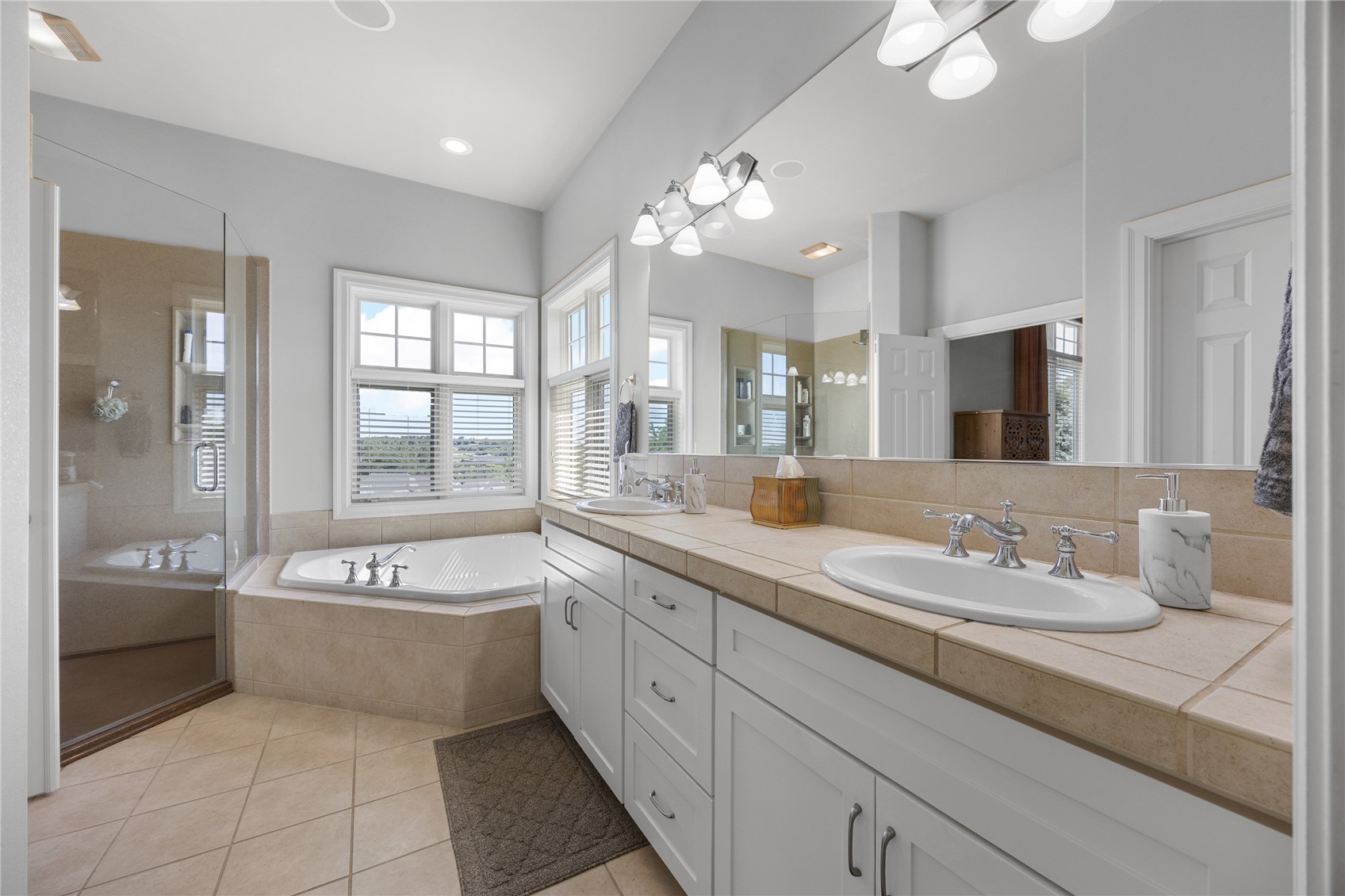 6706 Cedar View Court NE Cedar Rapids IA 52411