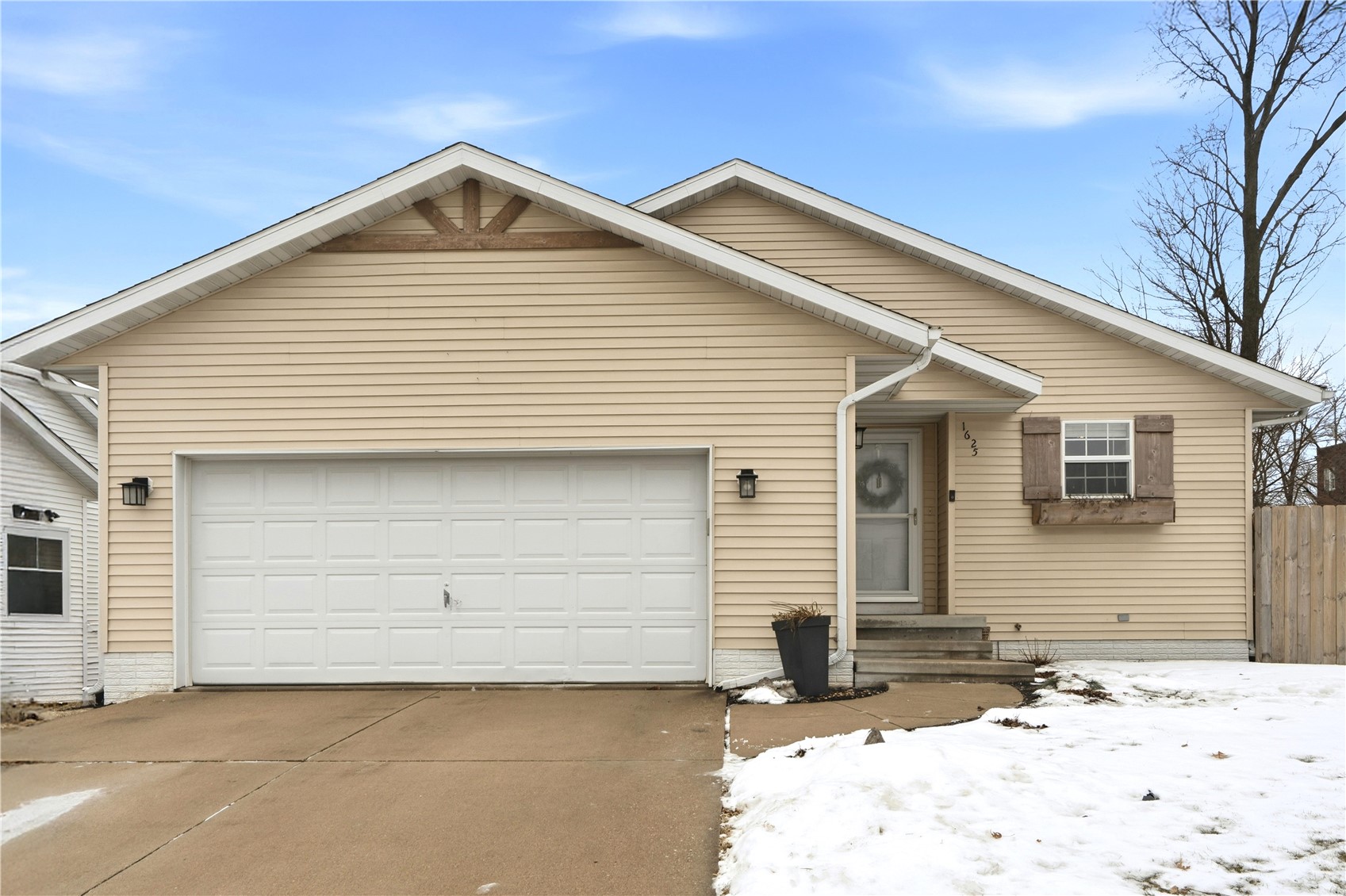 1625 1st Avenue Marion IA 52302