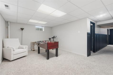 1625 1st Avenue Marion IA 52302