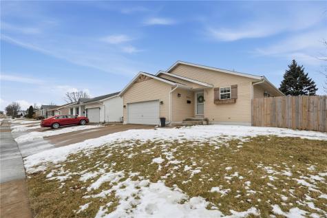 1625 1st Avenue Marion IA 52302