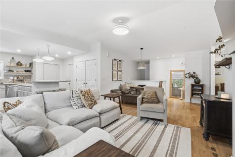 1625 1st Avenue Marion IA 52302