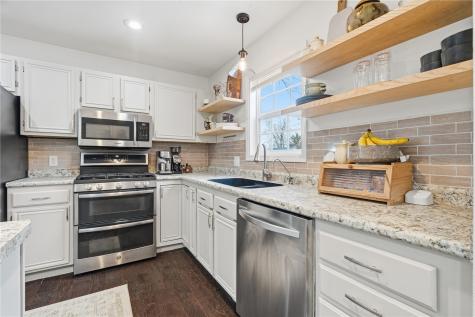 1625 1st Avenue Marion IA 52302