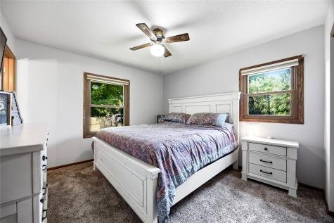 395 Brentwood Drive NE Cedar Rapids IA 52402