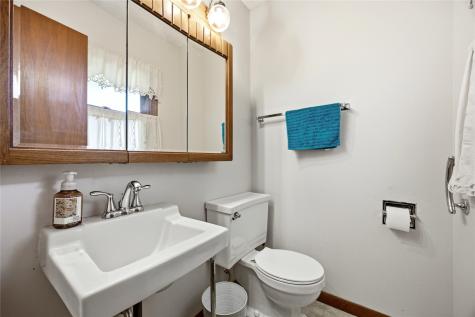 395 Brentwood Drive NE Cedar Rapids IA 52402