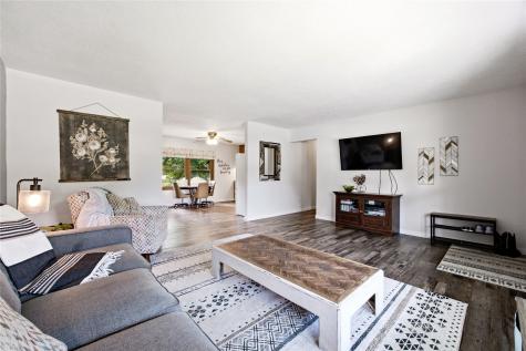 395 Brentwood Drive NE Cedar Rapids IA 52402