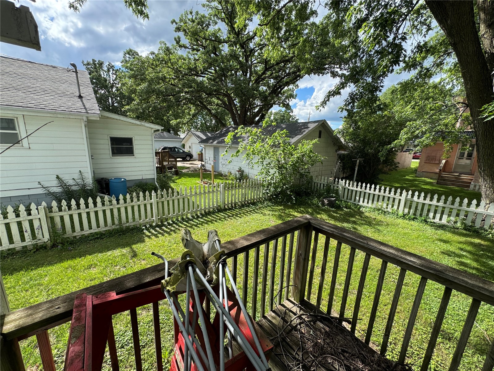 164 East Liberty Street Manchester IA 52057