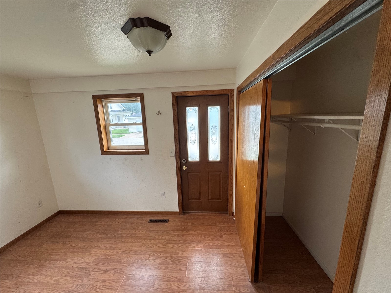 164 East Liberty Street Manchester IA 52057