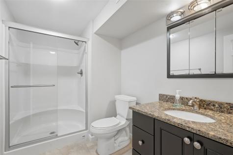 5841 Michael Drive NE Cedar Rapids IA 52411