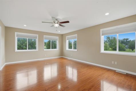 5841 Michael Drive NE Cedar Rapids IA 52411