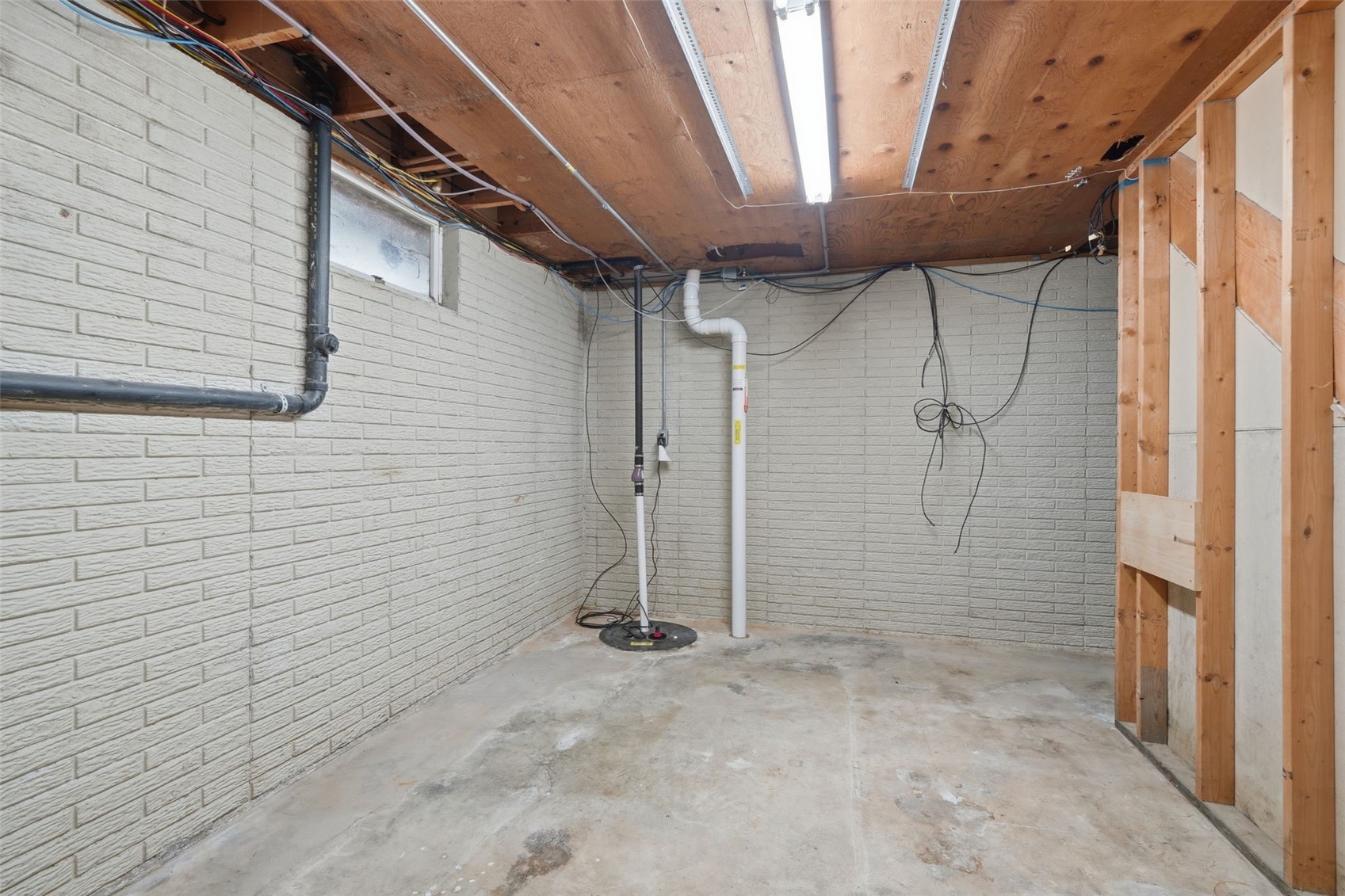 5841 Michael Drive NE Cedar Rapids IA 52411