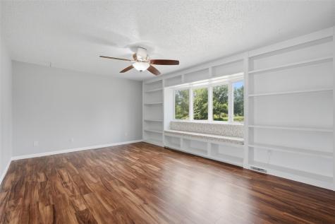5841 Michael Drive NE Cedar Rapids IA 52411