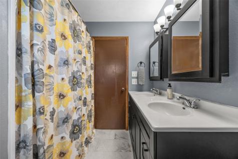 1950 Mcgowan Boulevard Marion IA 52302