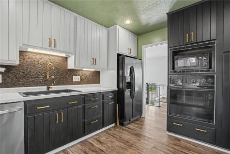 254 NE Brentwood Circle Cedar Rapids IA 52402