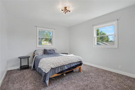 254 NE Brentwood Circle Cedar Rapids IA 52402