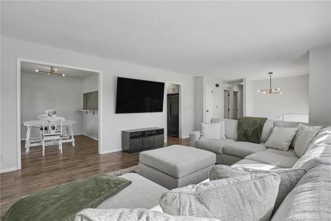 254 NE Brentwood Circle Cedar Rapids IA 52402