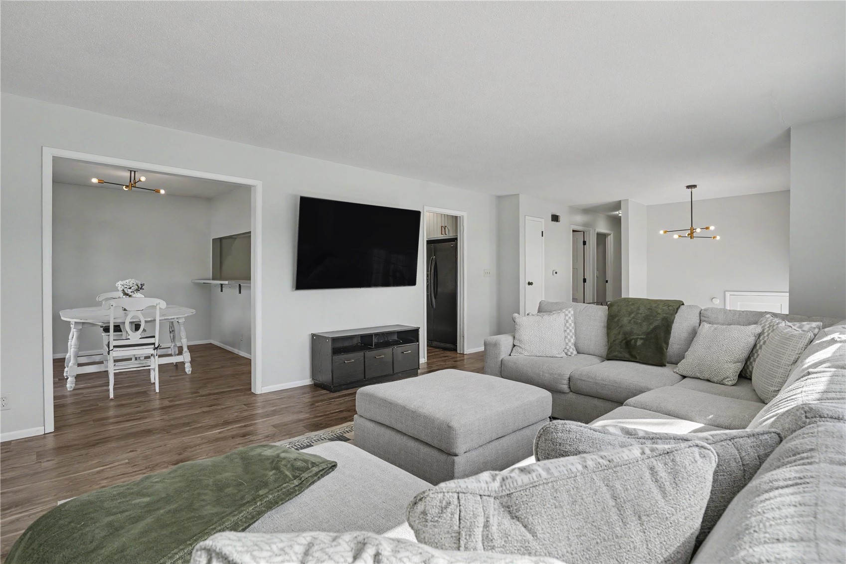 254 NE Brentwood Circle Cedar Rapids IA 52402