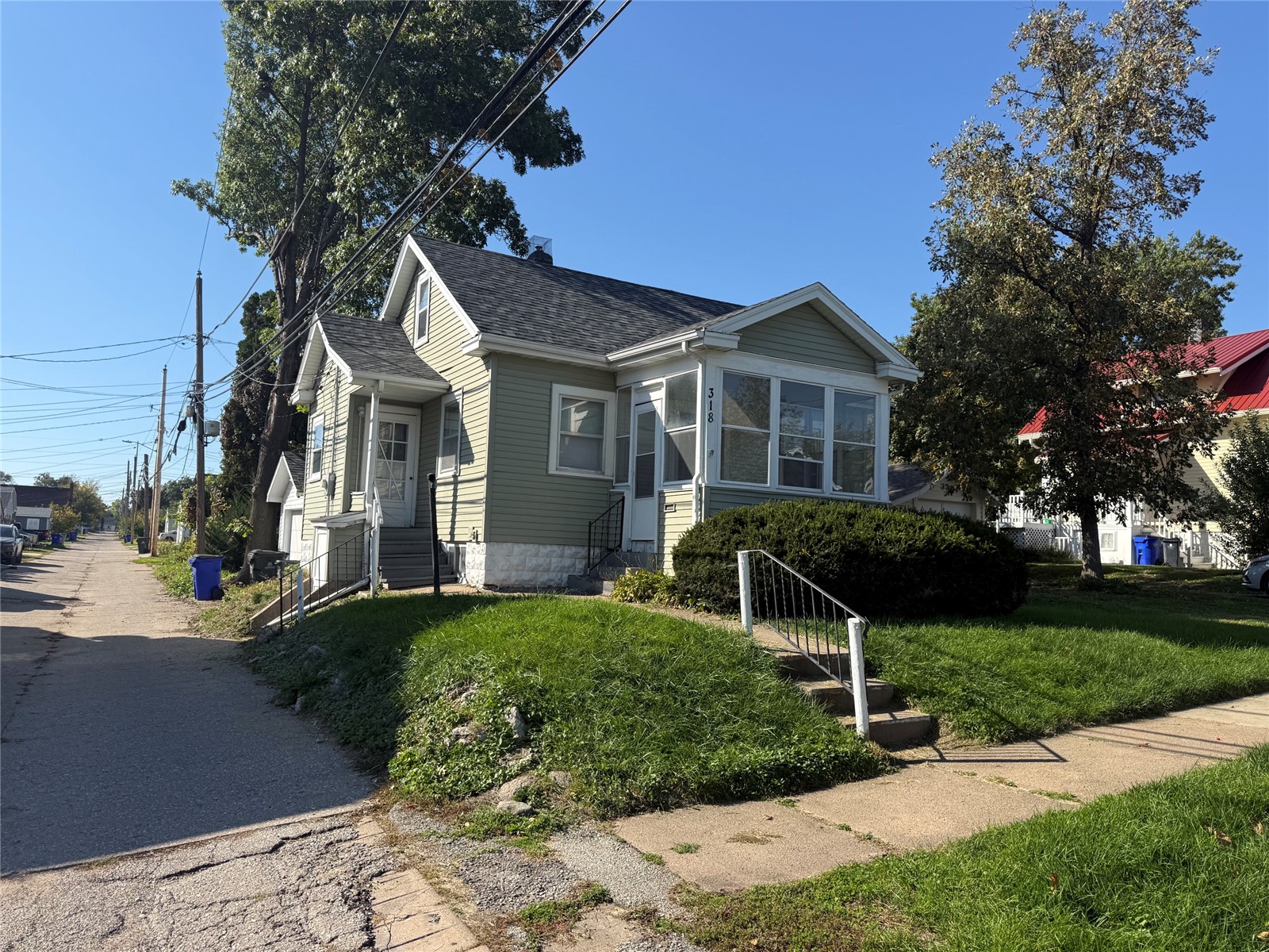 Cedar Rapids IA, 318 Highland Drive NW