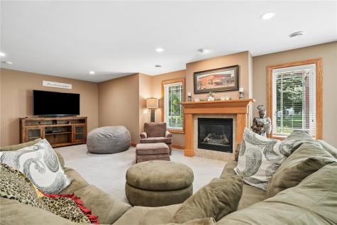 6835 Flint Rock Court Marion IA 52302