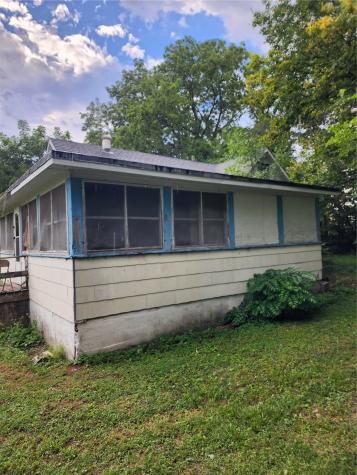 702 4th Avenue Vinton IA 52349