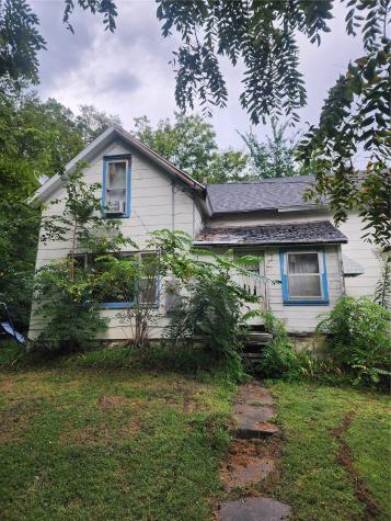 702 4th Avenue Vinton IA 52349